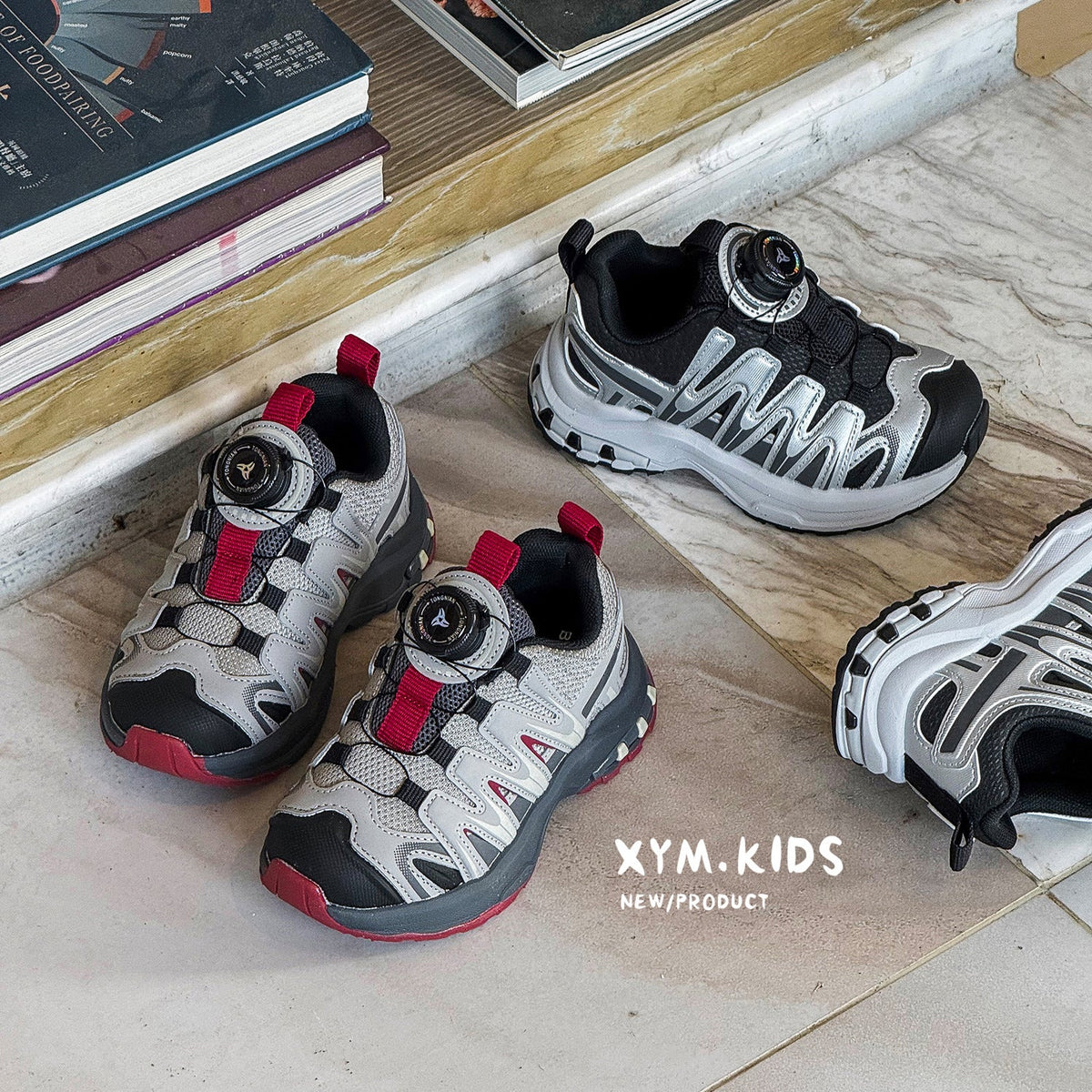 Children's Rotating Buckle Spring Running Lightweight Breathable Children's Sports Shoes