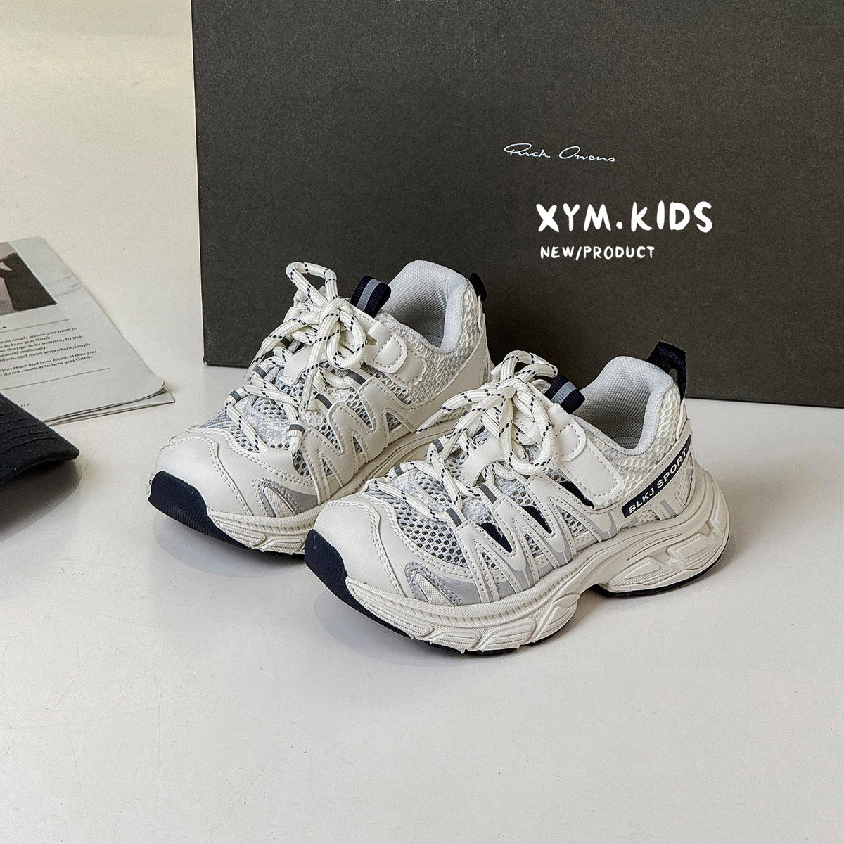 Children's Summer Fashionable Single Mesh Lightweight Outdoor Children's Sports Shoes