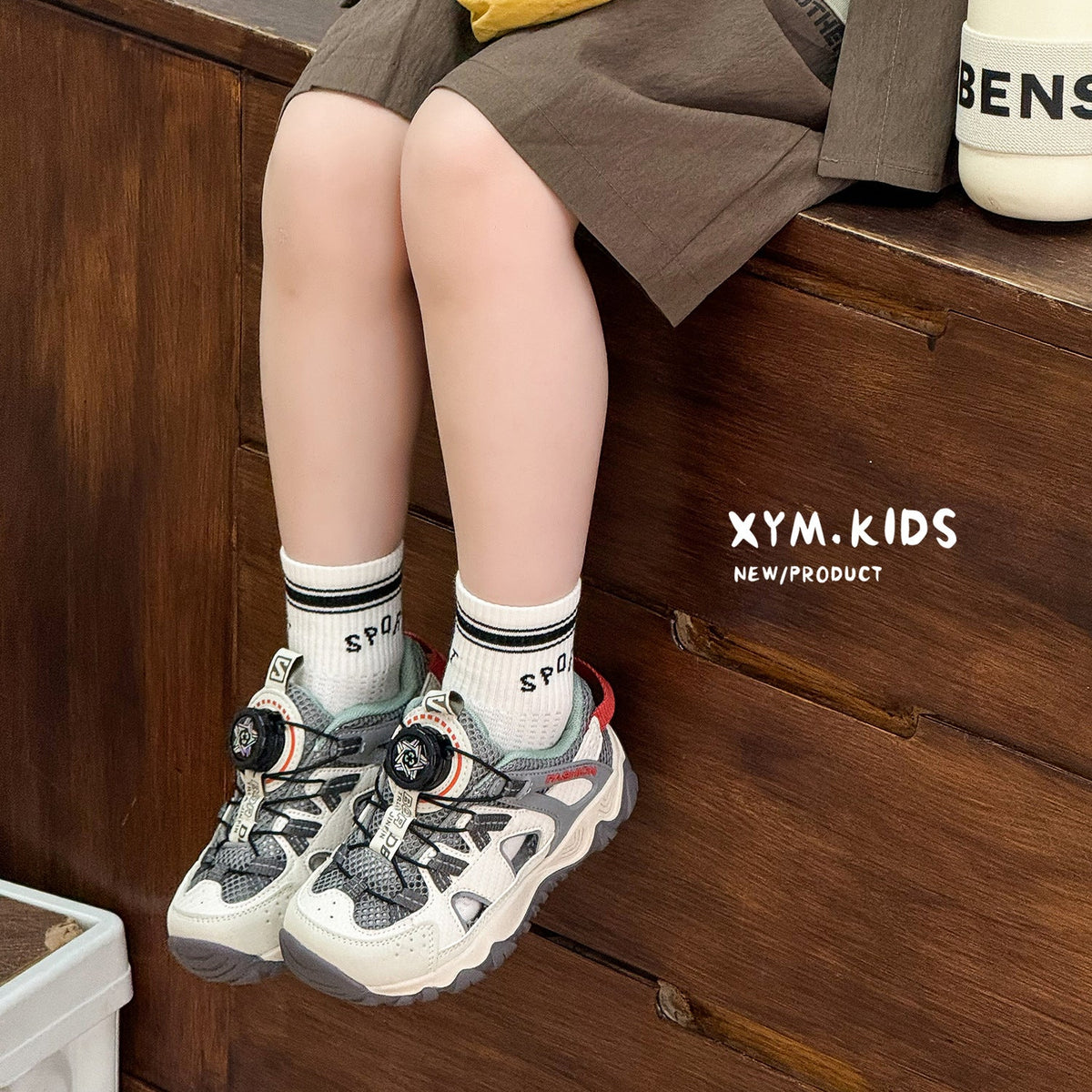 Children's Rotating Buckle Summer Frame Stylish Lightweight Hollow Breathable Children's Sports Shoes