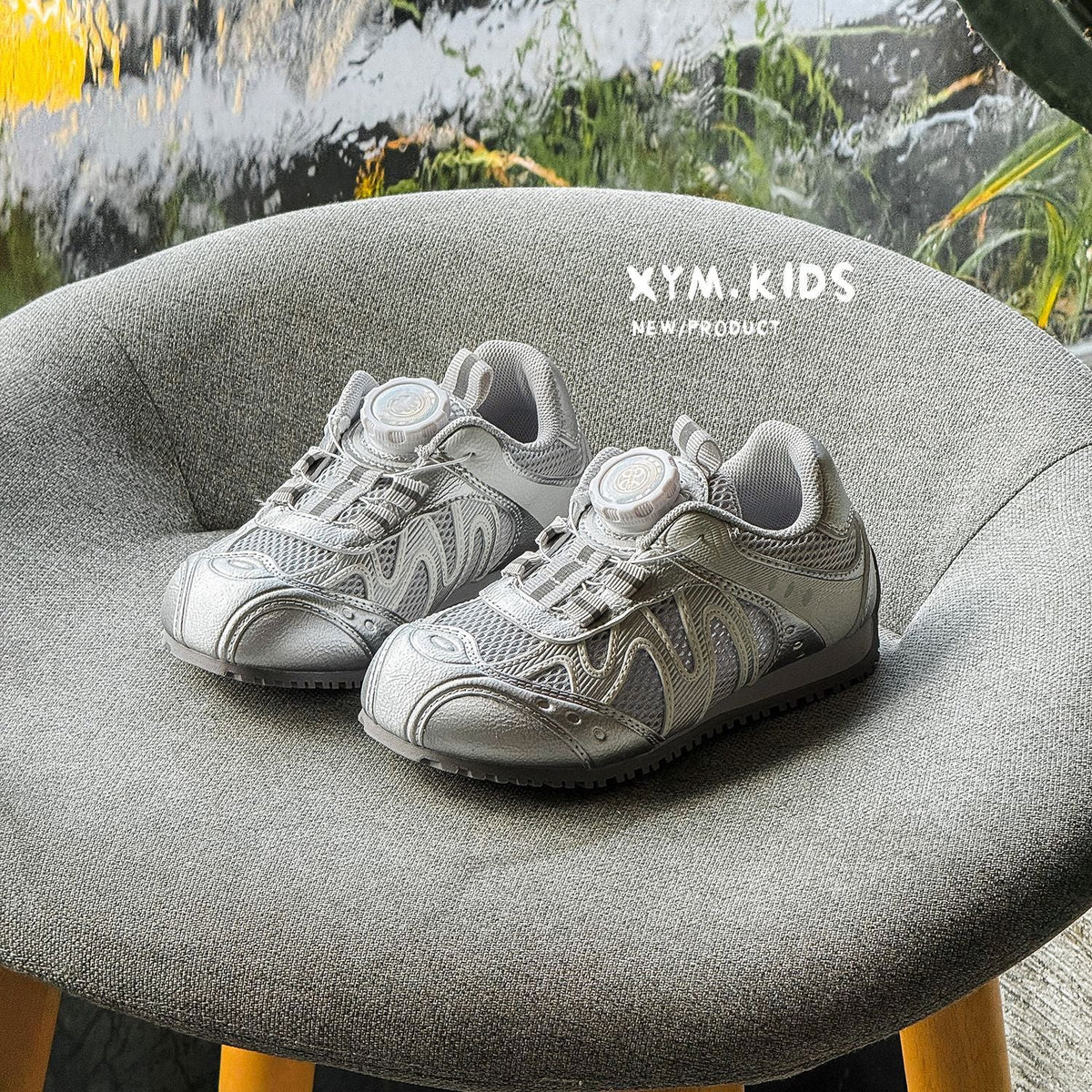 Children's Spring Fashion Rotating Buckle Mesh Breathable Outdoor Casual Shoes