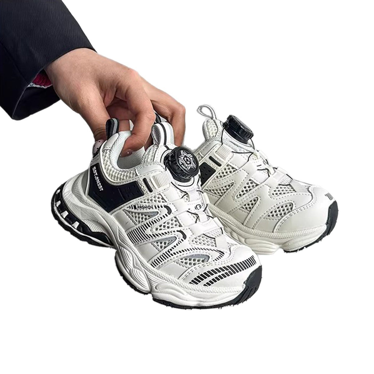 Children's Buckle Boys Lightweight Soft Sole Running Single Mesh Hollow Children's Sports Shoes