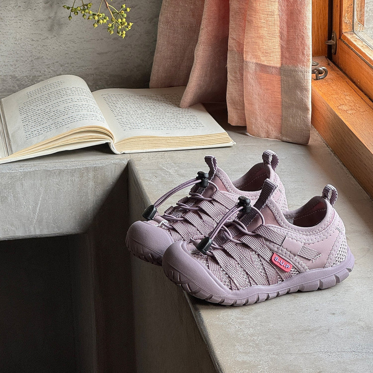 Children's Summer Outdoor Soft Bottom Upstream Boys Children's Sports Shoes