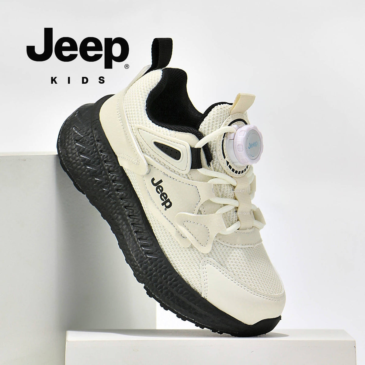 Children's Mesh Breathable Running Spinning Button Soft Children's Sports Shoes