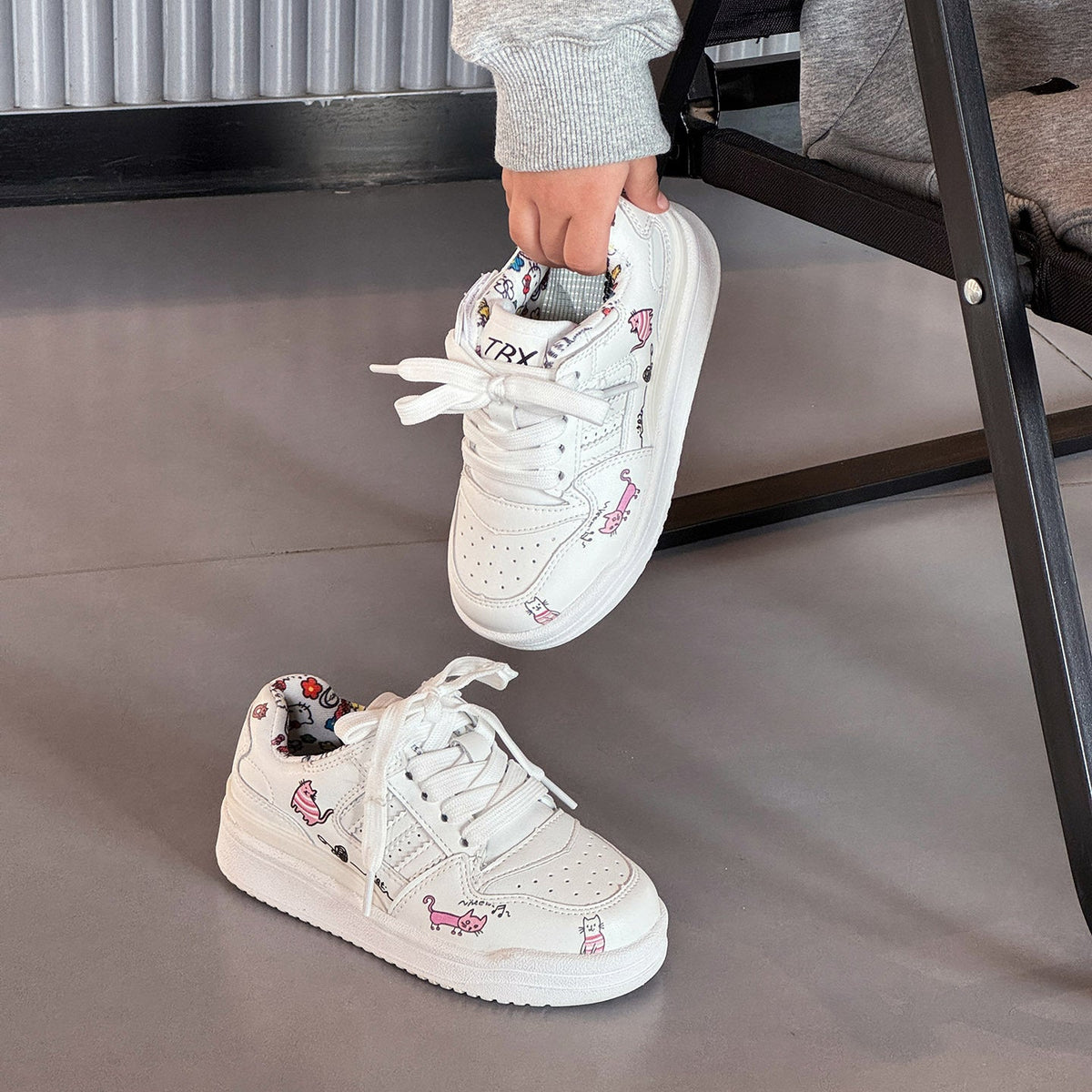 Children's Spring Fashionable Breathable Medium Big White Sneakers