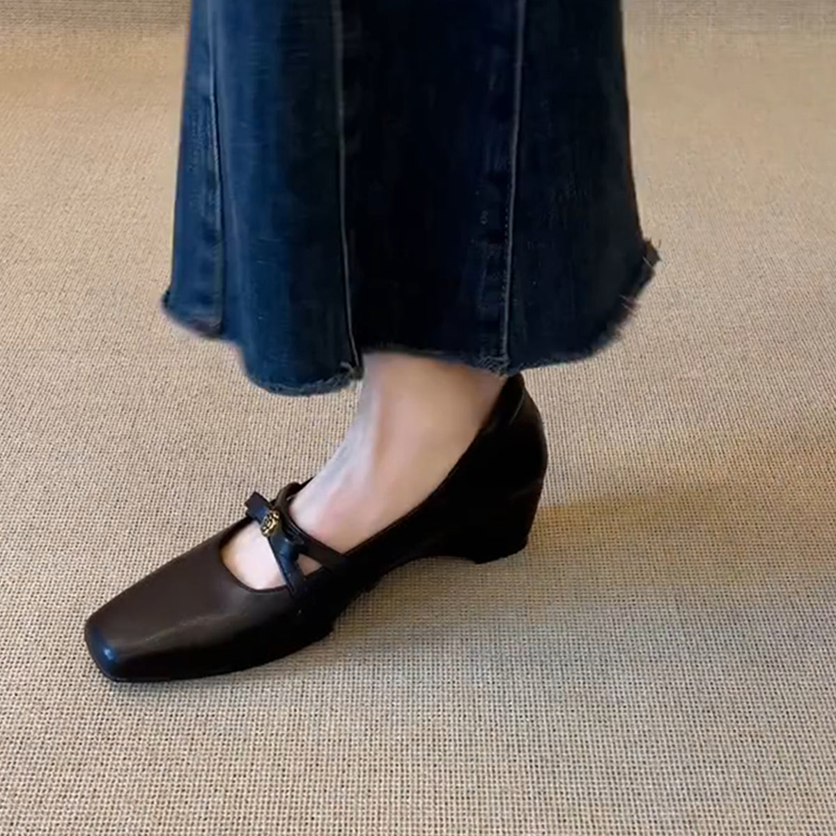 Artistic Retro Height Increasing Insole Low-cut Female Square Toe Leather Shoes