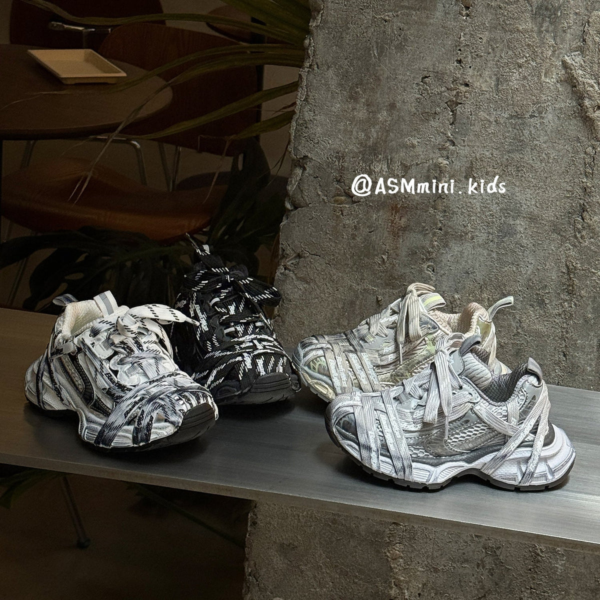Children's Cute Spring Boys Side Velcro Dirty Mesh Running Children's Sports Shoes