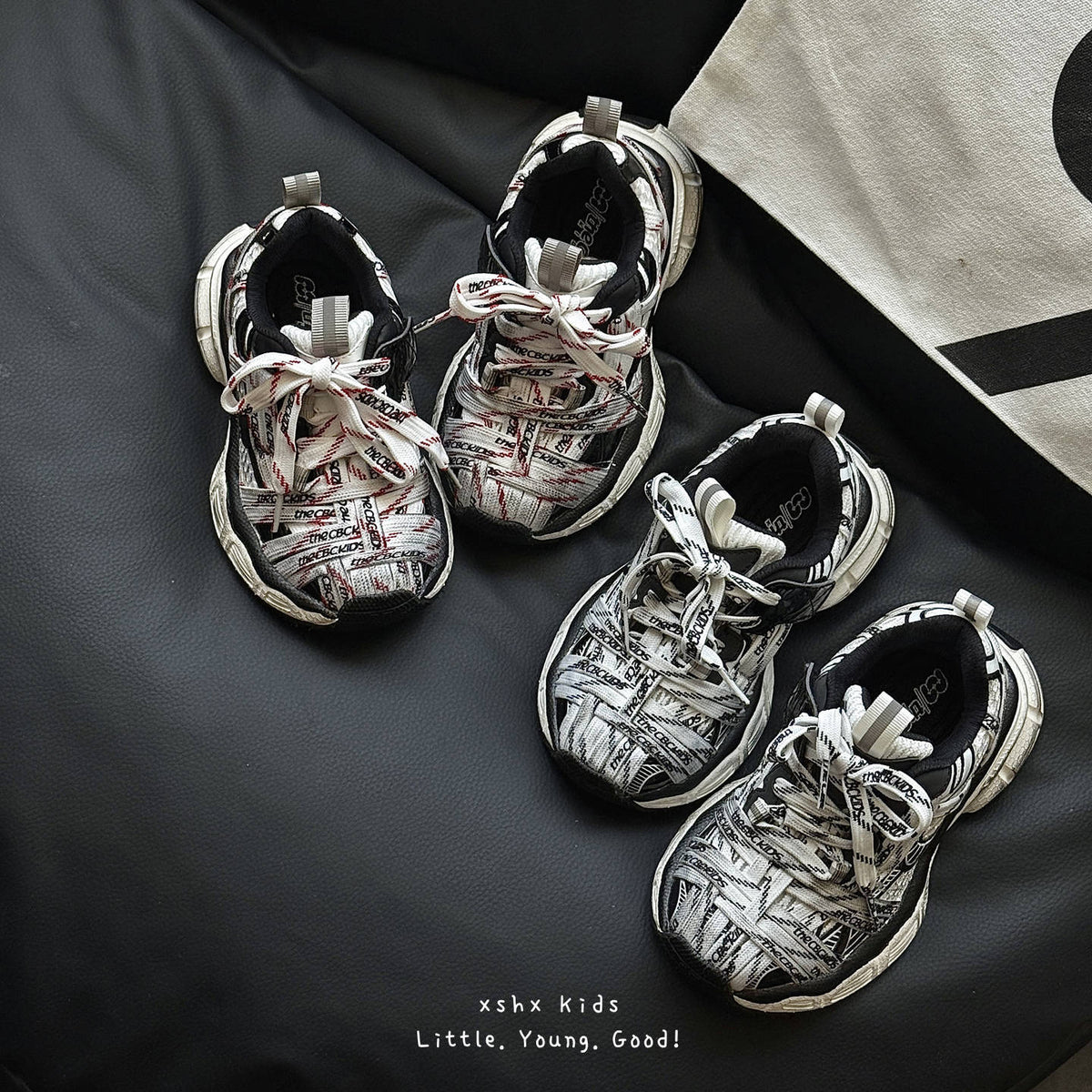 Children's Spider Paris Dad Lightweight Velcro Design Children's Sports Shoes