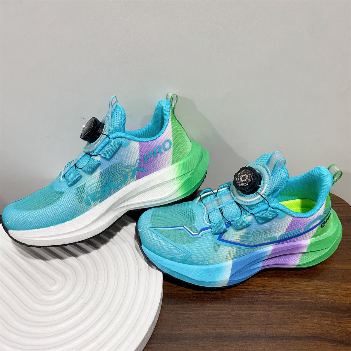 Children's Fashion Trendy Rotating Buckle Boys Running Children's Sports Shoes