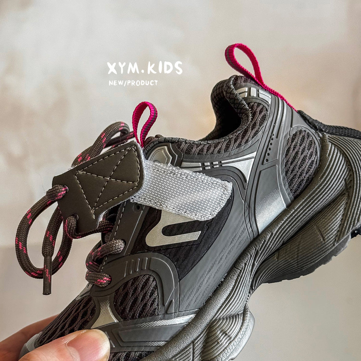 Children's Fashionable Brushed Letters Lightweight Breathable Boys Children's Sports Shoes