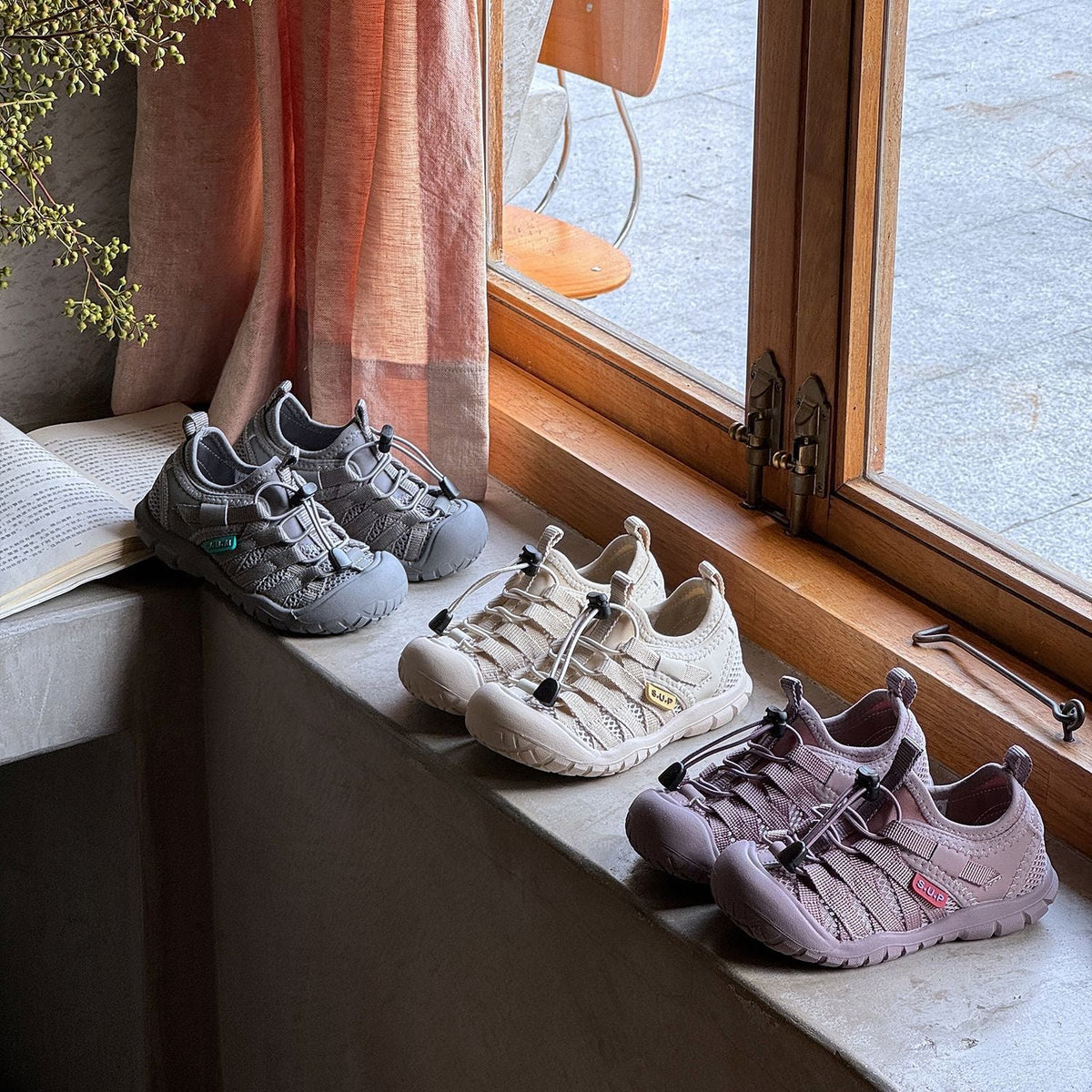 Children's Summer Outdoor Soft Bottom Upstream Boys Children's Sports Shoes