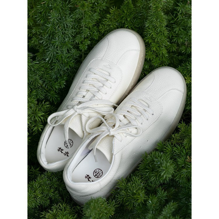 Comfortable Easy To Wear Flat White Smoke Dream Does Not Women's Canvas Shoes